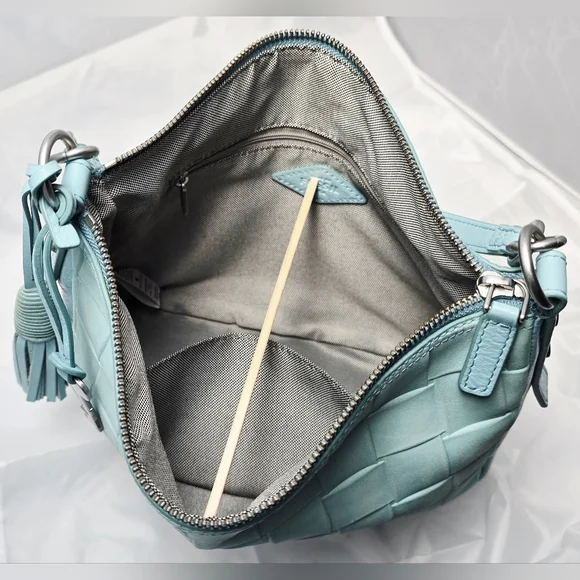 Fossil Jolie Shoulder Hobo bag in Light Blue / Turquiose - Picture 10 of 15